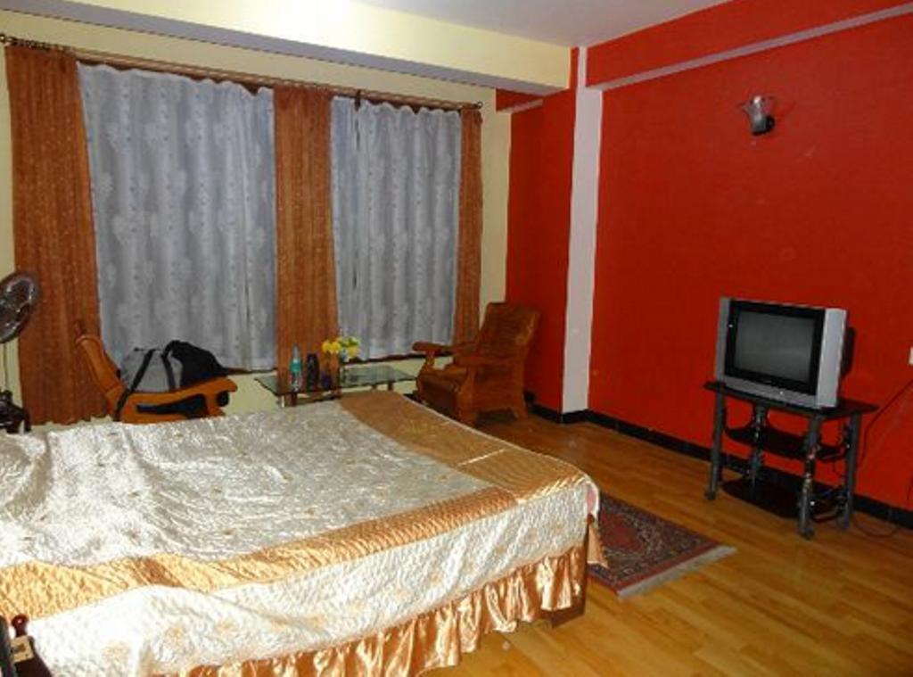 Hotel Garden Reach Калимпонг Екстериор снимка